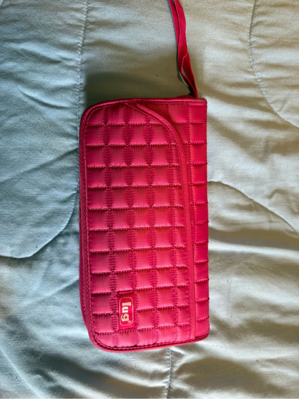 lug fuchsia tango travel wallet